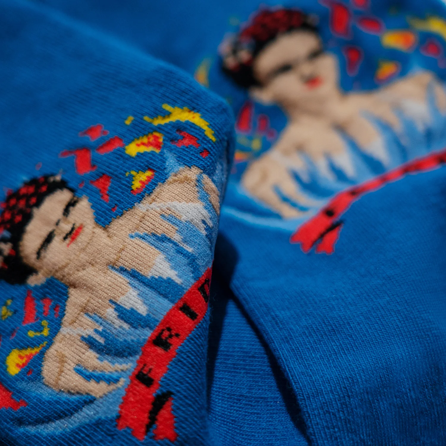 Frida Fuego - Blue - Image 4